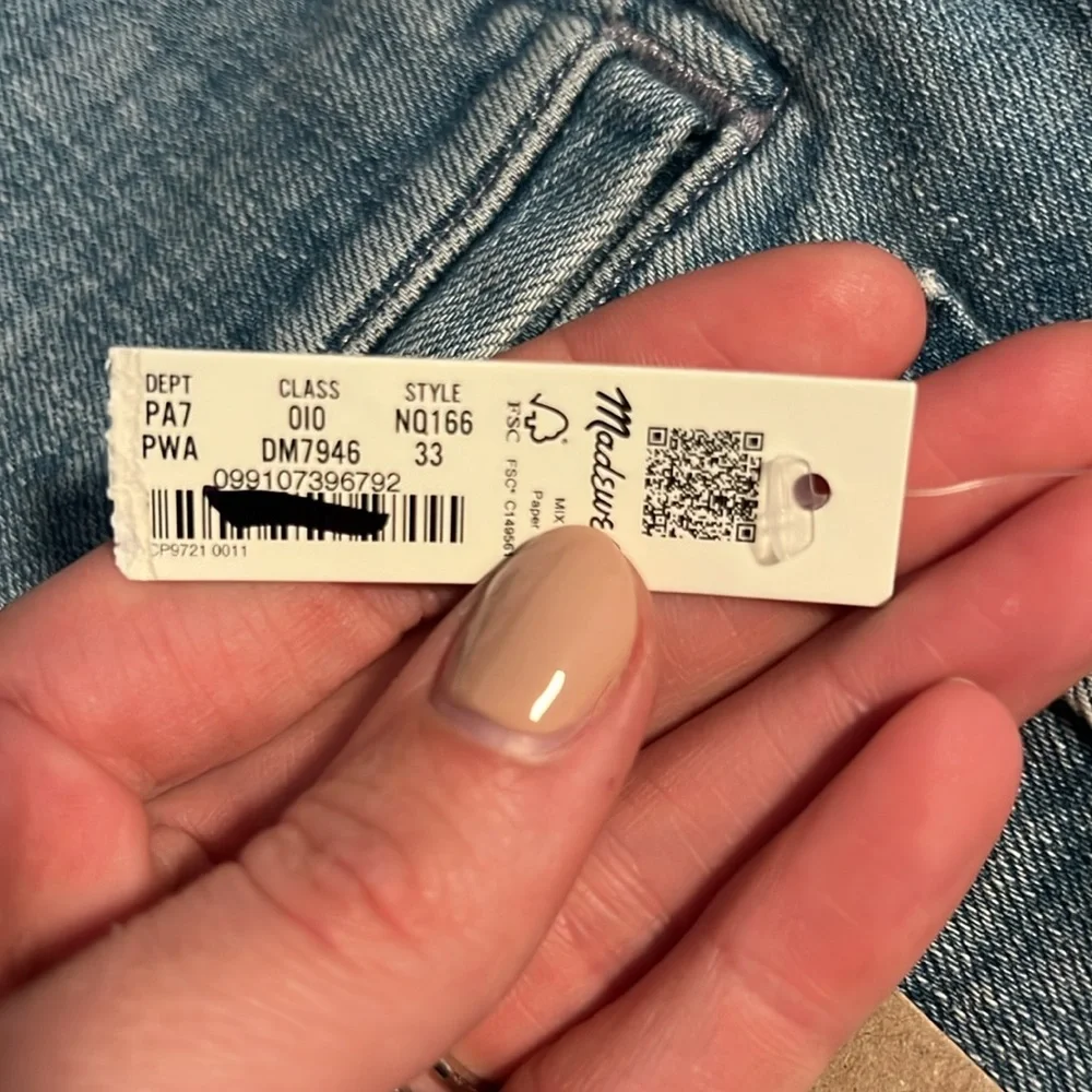 Madewell Mid Rise Kick out - Picture 5 of 6